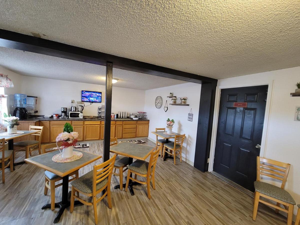 Grizzly Inn 埃文斯顿 外观 照片
